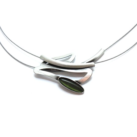 Brushed Silver and Green Catsite Multiwire Necklace - Click Image to Close